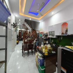 Bán nhà 3 tầng hẻm xe tải đường số 1 Linh Trung 100m2 Giá 7 Tỷ 500