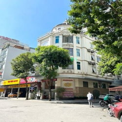Nhượng Lại Khách Sạn Vip Cầu Giấy. Lô Góc 2 MT Siêu Đẹp. DT 88/100m2.