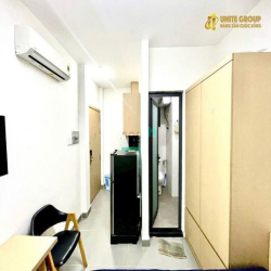 Căn hộ full nội thất cửa sổ đầy đủ ảnh sáng gần trung tâm Sài Gòn quận