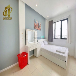 Căn hộ full nội thất cửa sổ đầy đủ ảnh sáng gần trung tâm Sài Gòn quận