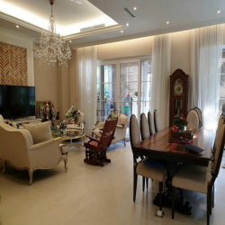 Bán nhanh VILLA Chateau, Khu Compound Vip nhất Phú Mỹ Hưng.