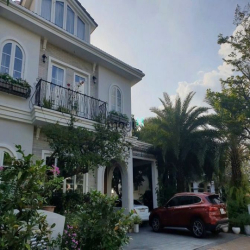 Bán nhanh VILLA Chateau, Khu Compound Vip nhất Phú Mỹ Hưng.