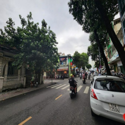 Cho thuê nhà GÓC 2MT số 19D Cống Quỳnh, Phường Nguyễn Cư Trinh,Quận 1