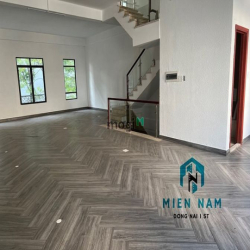 CHO THUÊ nhà nguyên căn 1trệt 2 lầu -shophouse Vincom biên hòa