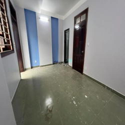 Bán căn hộ Phan Văn Trị, P11, Q.BT - giá 5.100 tỷ - 120 m2