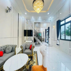 Biệt thự đường Tân Hiệp, Hóc Môn, căn góc 2 mặt tiền đường nhựa 12m