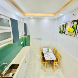 Lên sóng nhà HXH Đ.Phan Văn Trị  P5, Gò Vấp, 52m2, 2 tỷ750tr, sổ riêng