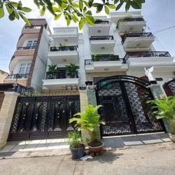 Biệt Thự TRƯỜNG CHINH-Khu VIP Bàu Cát- ÔTô Vào Nhà- 100M2-Có Thang Máy