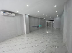 Văn phòng MT Lũy Bán Bích 35m2 giá 4tr5 ,45m2 giá 5.5tr, 80m2 giá 9tr