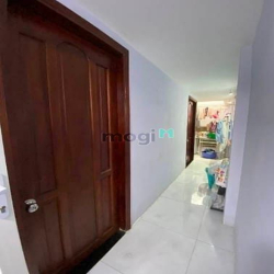 Mặt tiền Phạm Văn Bạch Trần Thái Tông Tân Bình - 65m2 - 2 tầng