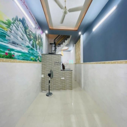Bán Nhà Hẻm Ô Tô Đường Lê Văn Qưới, 2 Tầng, Nhỉnh 3 Tỷ, Sổ Vuông
