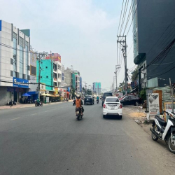 MẶT BẰNG TRỐNG! ngay MT Lương Định Của 6x10m, giá thuê chỉ 19tr/th