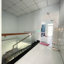 Bán nhà 3 tầng, 50m2, HXH tới cửa, Nguyễn Thị Đặng, quận 12, chỉ 4.3tỷ