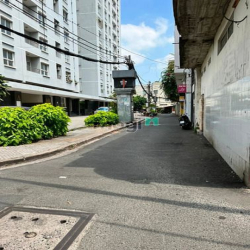 Bán Nhà mới xây 100%- Hẻm Xe Tải. 4m x 15m.