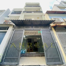 Nhà hẻm Đường Quốc Hương 1 lầu 3 Phòng , Giá 18 triệu