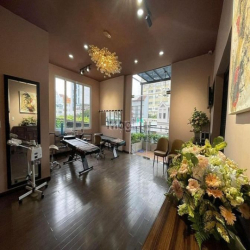 Hơn 800m2 DTSD_Mặt Tiền Ngay Nguyễn Văn Thủ_20*40