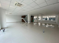 Cho Thuê Văn Phòng SALA 200m2 Lầu 3 Đường Nguyễn Cơ Thạch