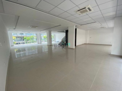 Cho Thuê Văn Phòng SALA 200m2 Lầu 3 Đường Nguyễn Cơ Thạch