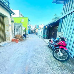 Giá tốt - Nhà 2 lầu hẻm 1206 Huỳnh Tấn Phát, Phường Tân Phú, Quận 7