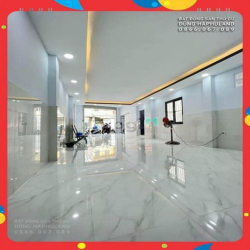 QGV. Hot! Nhà MẶT TIỀN Kinh Doanh, 92m2, 2T, gần Cityland Park Hills.