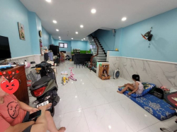 Nhà Đẹp 4,1 X 12 Cách Mặt Tiền Âu Cơ Chỉ Vài Bước Chân, Giá Nhỉnh 4 T