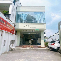 Nhà trệt lầu rộng thoáng đường vào công an quận Ninh Kiều, Cần Thơ