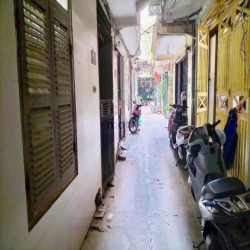 Bán nhà 4 tầng Cự Lộc diện tích sổ đỏ 42,4m2 giá 5,1 tỷ -  ảnh thật