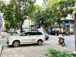 Cho thuê shop kế góc chung cư Sky Garden, Phạm Văn Nghị, Phú Mỹ Hưng