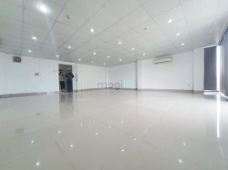 Văn phòng 60m2 đường trần Huy Liệu Phú Nhuận