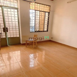24110645- Phan Xích Long- Công viên Phú Nhuận- 36 m2- 4 tầng chỉ 4,5tỷ