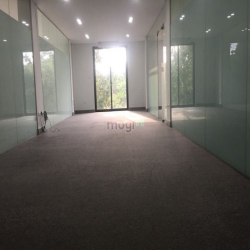 Cho thuê văn phòng tại Làng Việt Kiều Châu Âu, 70 m2 gồm 2 phòng
