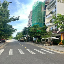 Cho thuê lô đất 2MT 320m2 Nại Nam - khu Hala ngay đối diện Lotte Mart