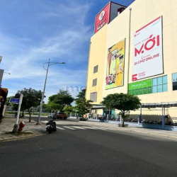 Cho thuê lô đất 2MT 320m2 Nại Nam - khu Hala ngay đối diện Lotte Mart