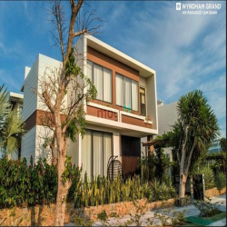 sở hữu biệt thự nằm cạnh sân golf vừa view biển sổ hồng lâu dài