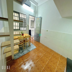 Cho thuê duplex gần đại học Văn Lang, full nội thất, có máy giặt chung