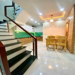 Bán nhà đẹp Nguyễn Văn Luông, 38m2, 1 lầu giá nhỉnh 4 tỷ!