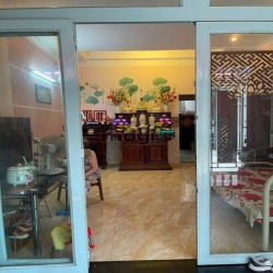 Hẻm 5m 60m2(4.2x14.3m) 3 tầng btct 4 PN Đs 4, BHH A, Bình Tân