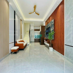Bán nhà tặng nội thất cao cấp Đỗ Công Tường, P.Tân Quý, Tân Phú. SHR