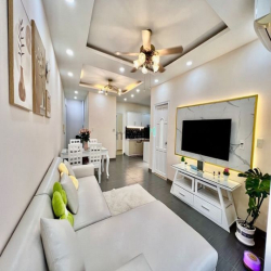 Cần bán căn hộ Sky Garden 3, 2 bed 2wc. Giá 3.18 tỷ, nhà mới 100%