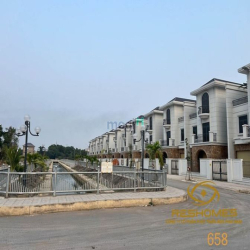 Biệt thự xây thô 1 trệt 2 lầu 200m2 khu dân cư Bửu Long 3 chỉ 9,45 tỷ