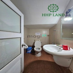 Cho thuê nhà đẹp mặt tiền đường N4 KDC Bửu Long 6 phòng có 6 toilets