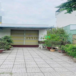 Cặp nhà và nền mặt tiền Trần Hoàng Na KDC Hồng Loan, Cần Thơ - 22.5T