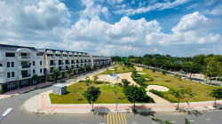 Giá bán cực kì tốt: Nhà hoàn thiện đẹp đường E6 đối diện công viên