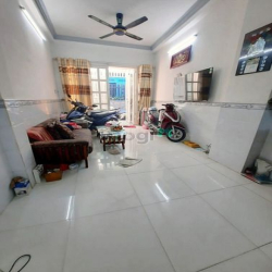 Bán Nhà Bạch Đằng P.24 Bình Thạnh 3 Tầng DT 34m2 Giá 4.7 Tỷ.
