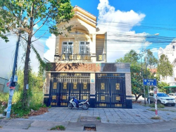Nhà lầu góc 2 mặt tiền đường số 3 và 4 KDC Hồng Phát, Cần Thơ