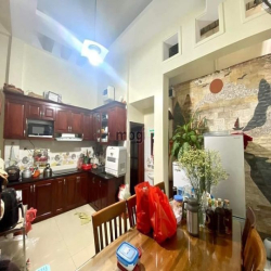 Chia Ts Bán Gấp Nhà Đ.Bông Sao, P.5, Q.8, 52m2, 930 triệu hẻm 5m