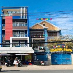 Bán Nhà Phố Mặt Tiền Nguyễn Thị Định 165m2 giá 29.5 tỷ alo em Nhi ạ
