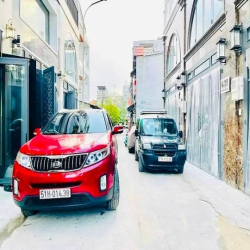 Bán nhà đẹp 4 lầu số 6/10 Đường 44 Phường 14 Gò Vấp có thang máy Emart
