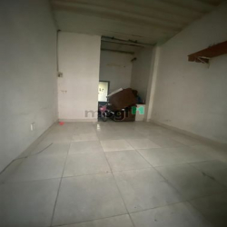 Bán 38m² Đất Thạch Bàn, Cổ Linh, Có Sẵn Nhà C4 - 2.48 Tỷ