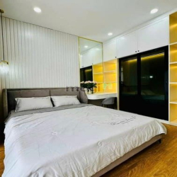 Bán nhà hẻm 5m thông đường Quang Trung, P.10, 3,8 x 18, giá 7.5 tỷ tl